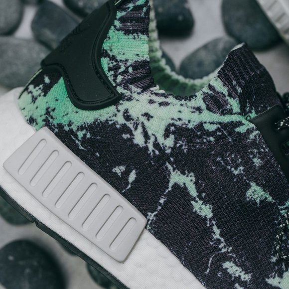 Adidas NMD R1 PK Mens Sneakers Green Marble Black - Picture 6 of 15
